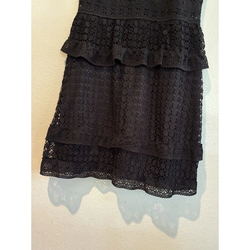 She + Sky Size Large Women's Navy Lace Short Sleeve Tiered Dress Lined - Picture 3 of 8